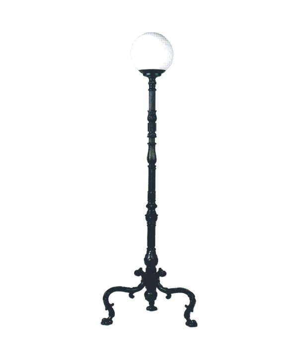 FA-21 Farola con patas  y soporte de aluminio y globo