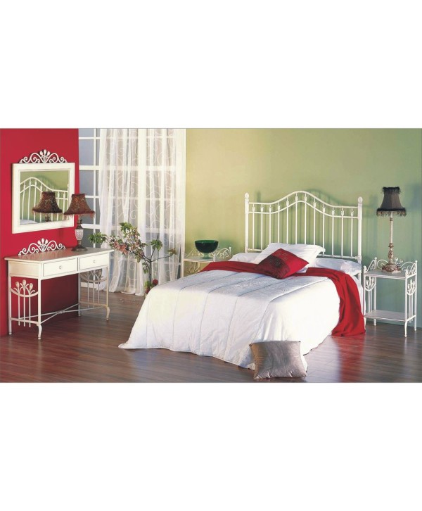 C-20 Cama con pequeños tulipanes de aluminio