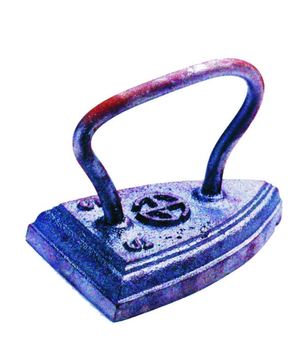 AV-40 Plancha antigua imitación en fundición