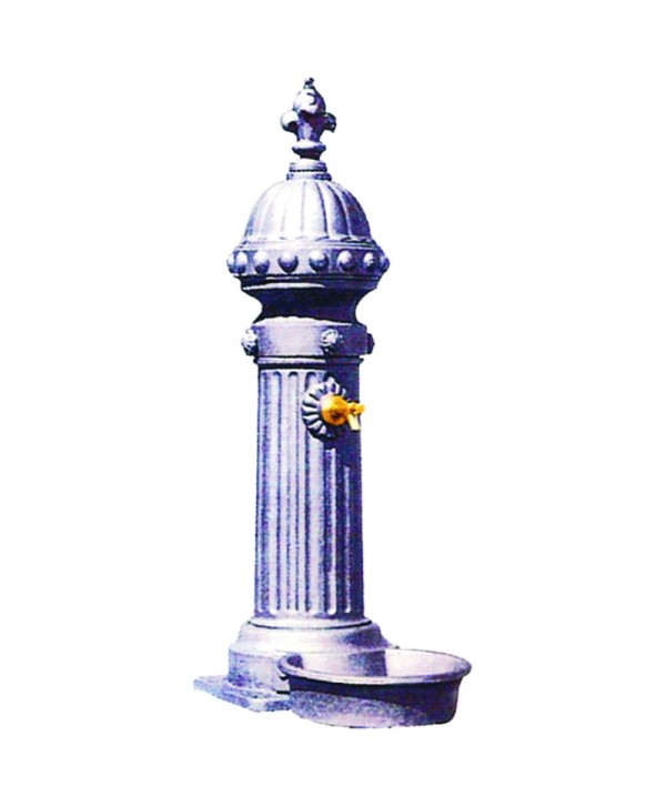 FT-15 Fuente con un caño de fundición para parques