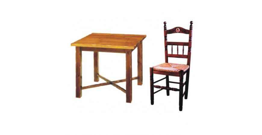 Mesas y sillas de hostelería y madera